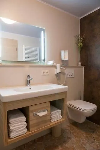 Strasshof Ξενοδοχείο 3*