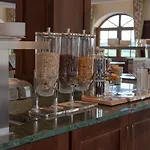 Strasshof Hotel 3*