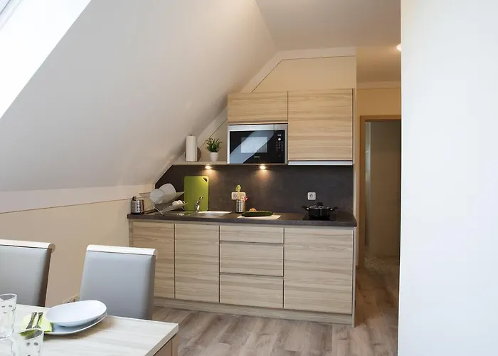 Strasshof Hotel 3*
